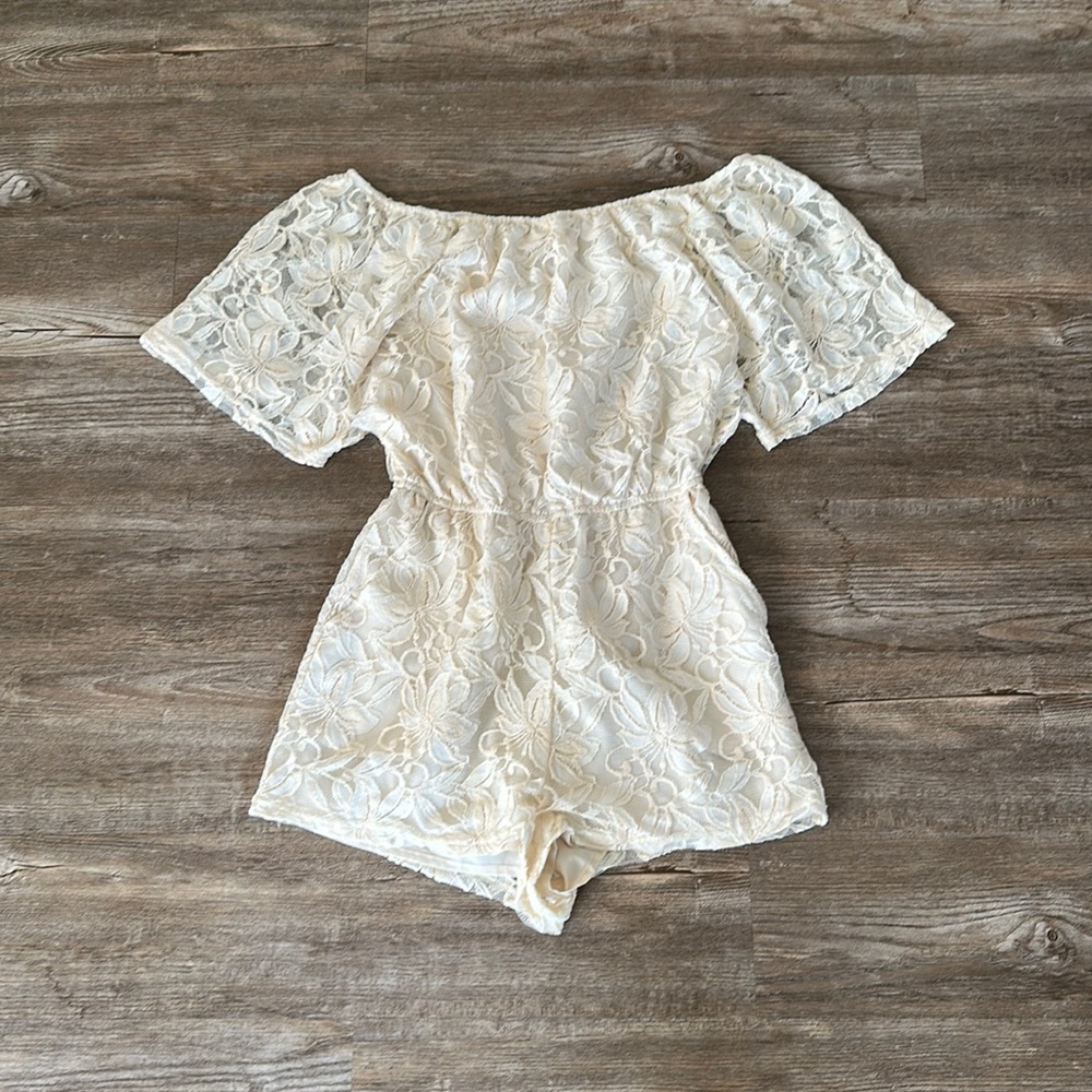 NWT BB Dakota Romper. Size S